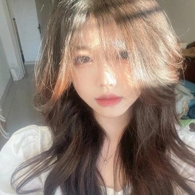 盛开的女人 背景